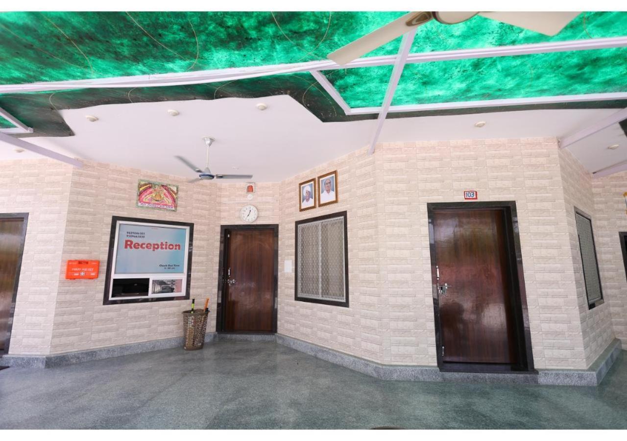 Goyal Bhawan Hotel Khātu Eksteriør billede